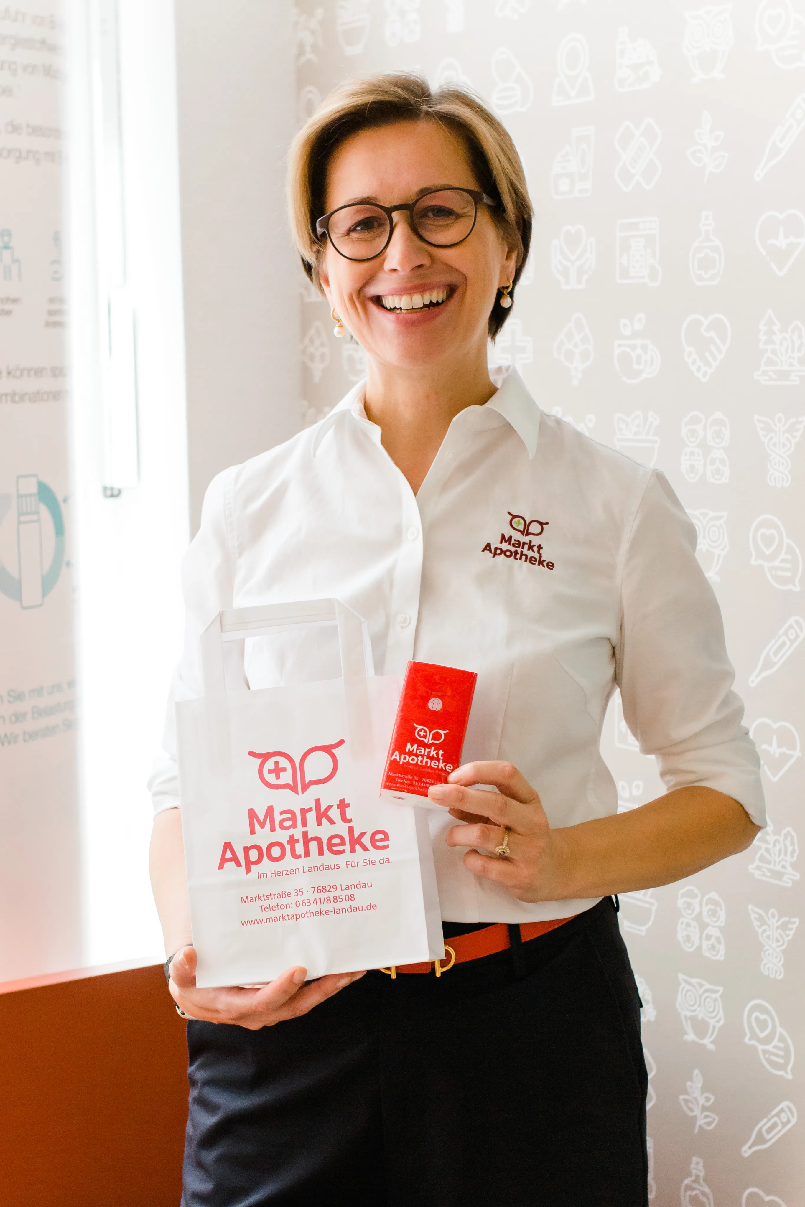 Anne Gatzen, Inhaberin der Markt Apotheke Landau